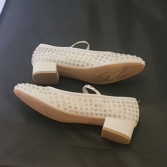 BRAND NEW MADDEN GIRL MARY JANE STYLE STUDDED LOW BLOCK HEEL SHOE - Picture 12 of 16